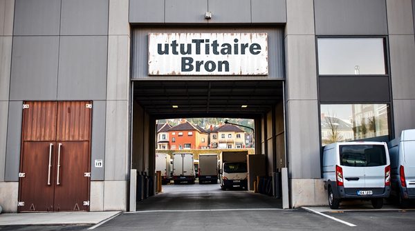 Réussissez votre déménagement avec une location d'utilitaire à Bron